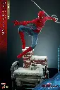 Spider- Man (New Red and Blue Suit) (Deluxe Version) "Spider-Man No Way Home" - HOT TOYS
