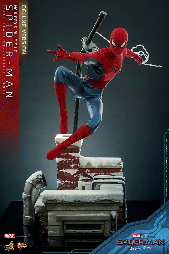 Spider- Man (New Red and Blue Suit) (Deluxe Version) "Spider-Man No Way Home" - HOT TOYS