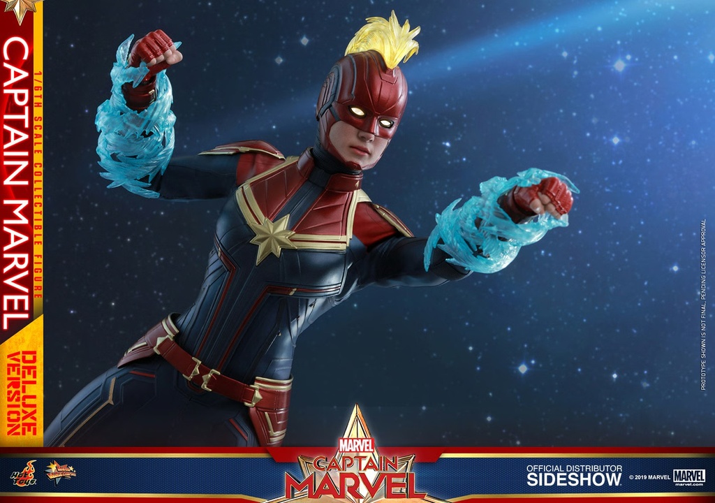 Capitana Marvel Deluxe Version Sixth Scale Figure - HOT TOYS