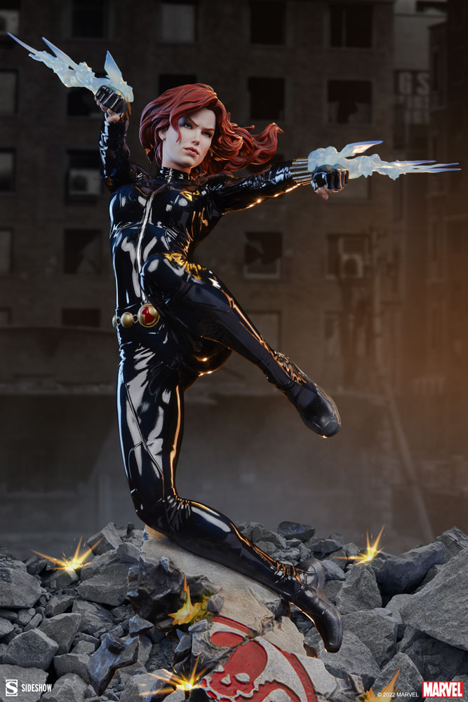 Black Widow Premium Format Figure – SIDESHOW
