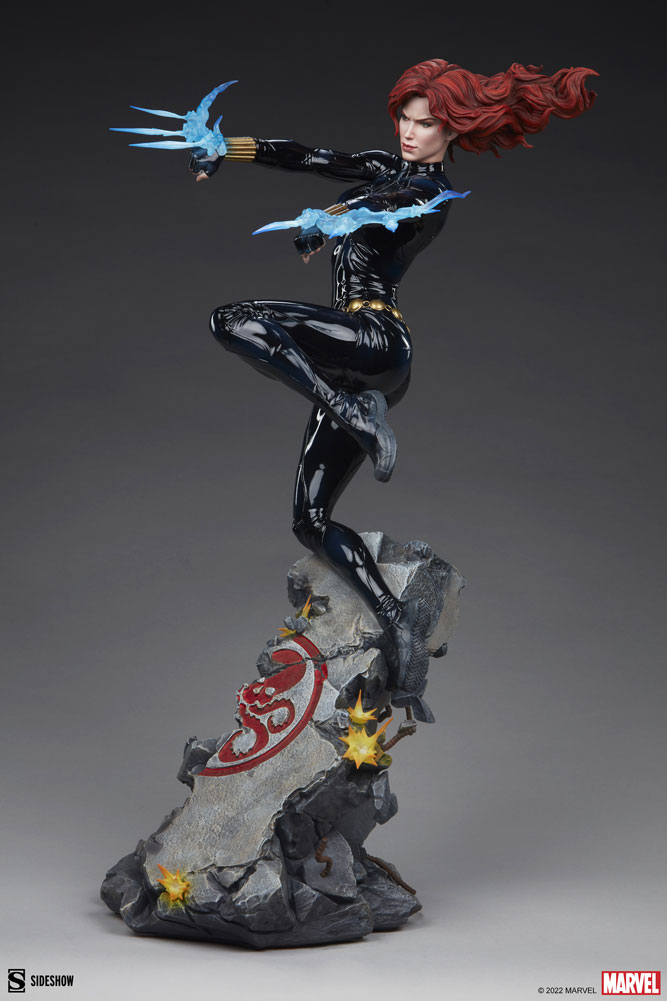 Black Widow Premium Format Figure – SIDESHOW