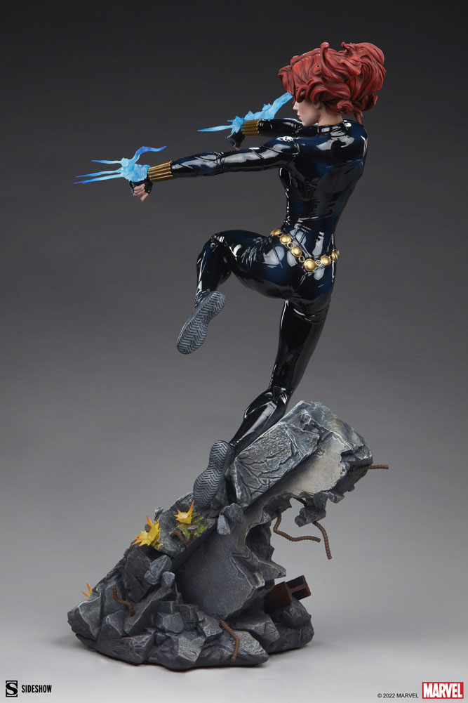 Black Widow Premium Format Figure – SIDESHOW