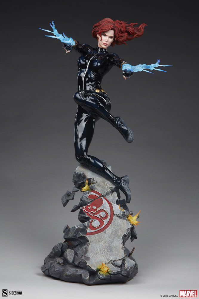 Black Widow Premium Format Figure – SIDESHOW