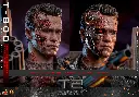 T-800 (Battle Damaged Version 2.0) "Terminator 2: Judgment Day" - HOT TOYS - PREVENTA