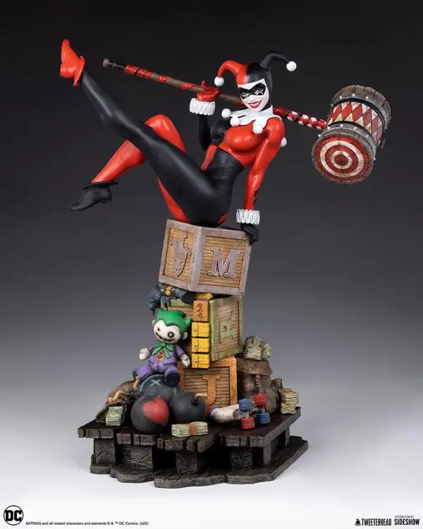 Harley Quinn Sixth Scale Maquette - TWEETERHEAD