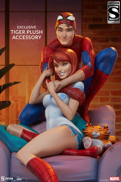 EXCLUSIVE Spider-Man and Mary Jane Maquette - SIDESHOW