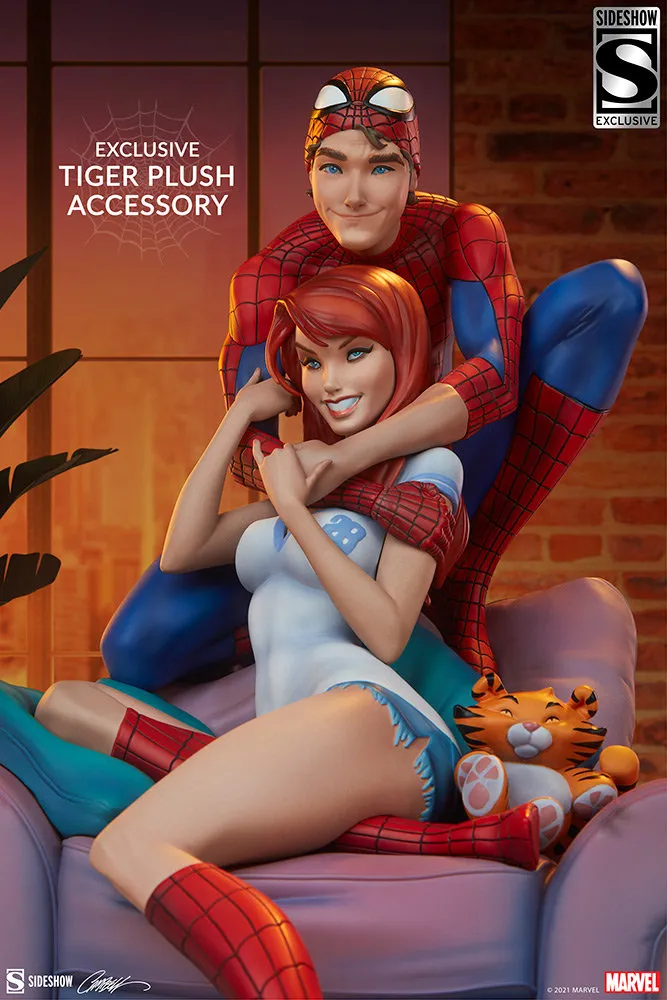 EXCLUSIVE Spider-Man and Mary Jane Maquette - SIDESHOW