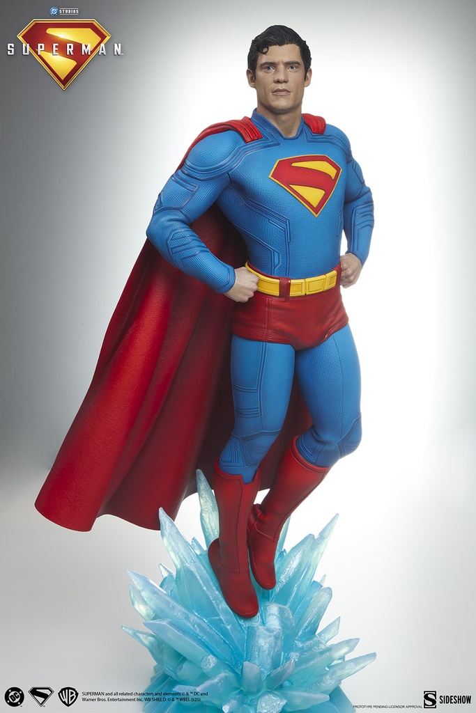  Superman Premium Format "Superman (2025)" SIDESHOW - PREVENTA