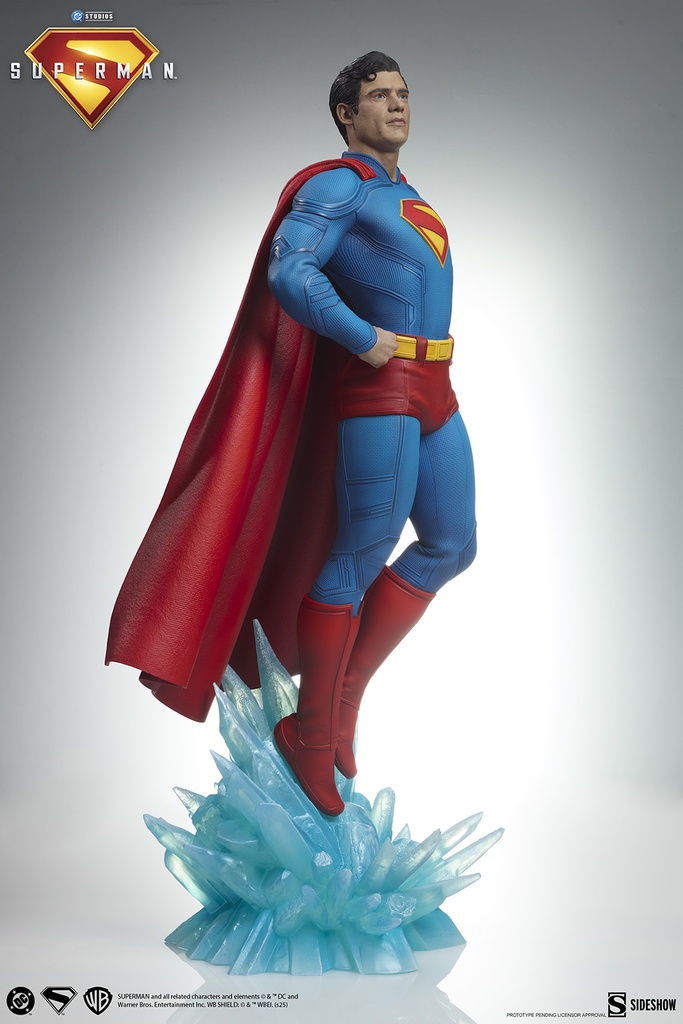  Superman Premium Format "Superman (2025)" SIDESHOW - PREVENTA