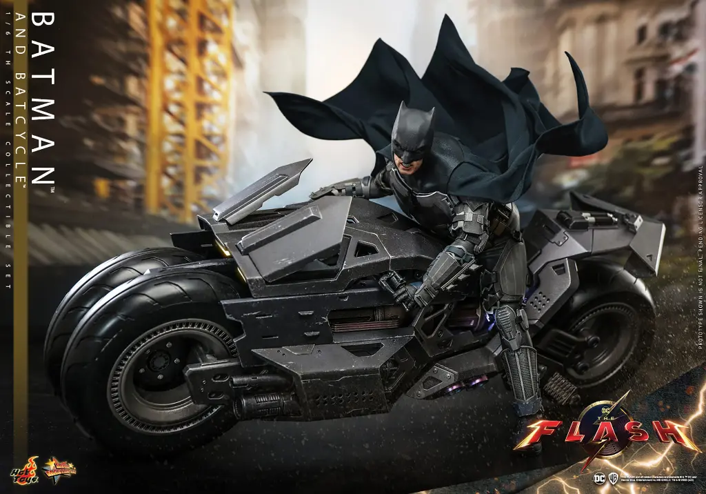 Batman and Batcycle Sixth Scale Figure Set - The Flash (2023) - HOT TOYS