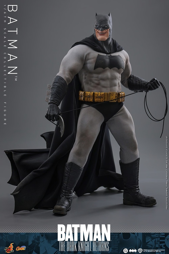 Batman DC Comics "The Dark Knight Returns" HOT TOYS - PREVENTA