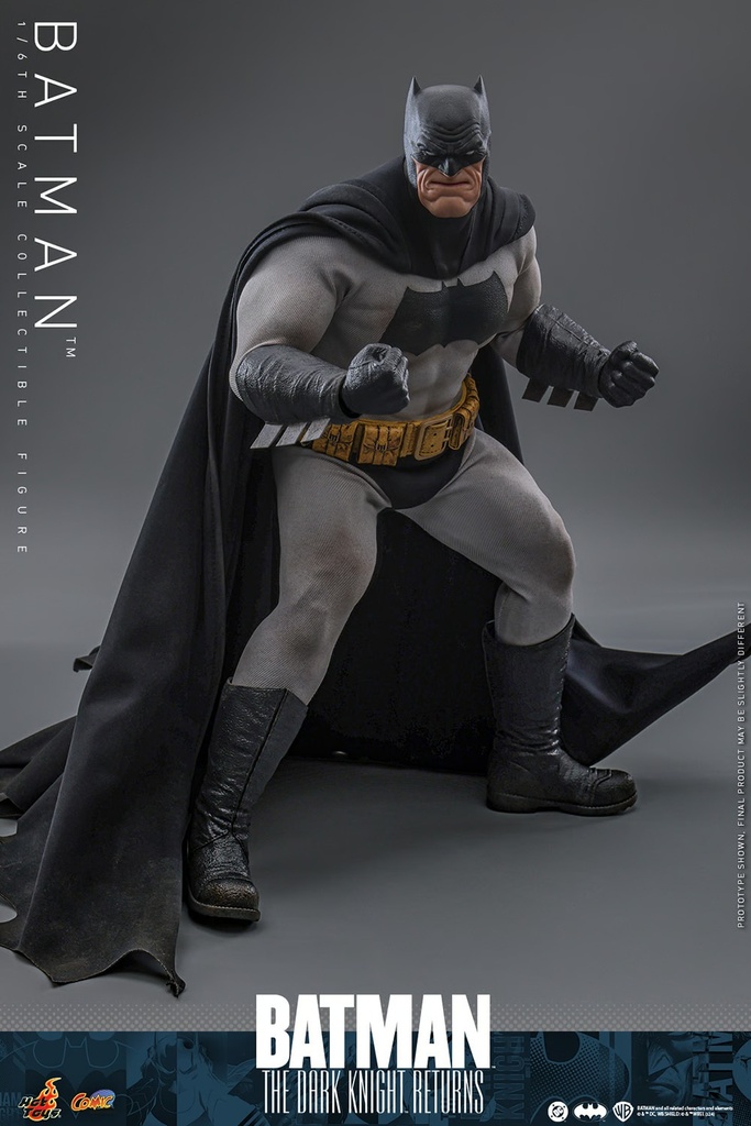 Batman DC Comics "The Dark Knight Returns" HOT TOYS - PREVENTA