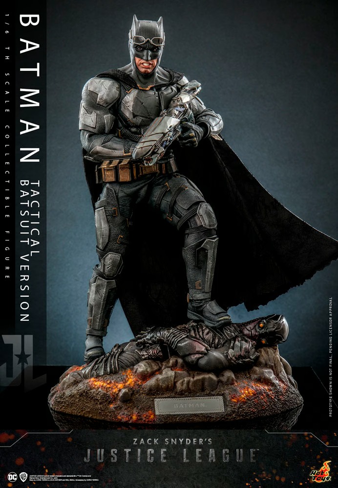 Batman (Tactical Batsuit Version) Zack Snyder's Justice League - HOT TOYS