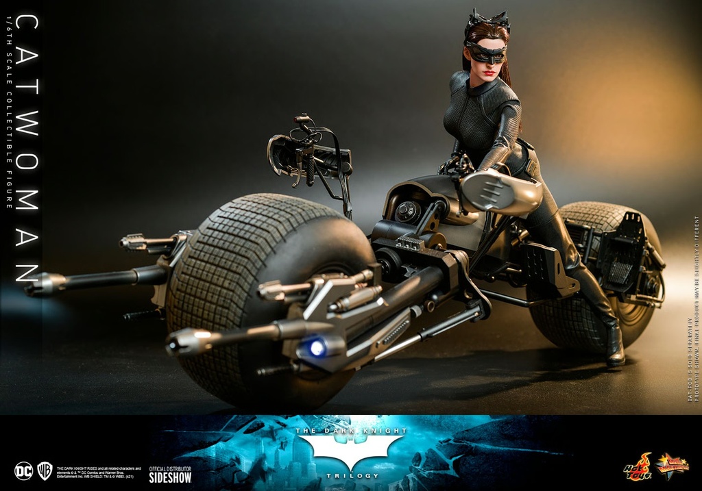 Catwoman The Dark Knight Trilogy - HOT TOYS