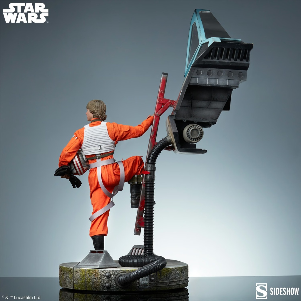Luke Skywalker & X-Wing Red Five Standing Premium Format - SIDESHOW - PREVENTA