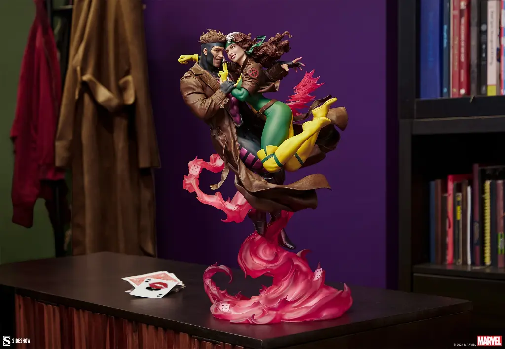 Rogue & Gambit Collectibles - SIDESHOW