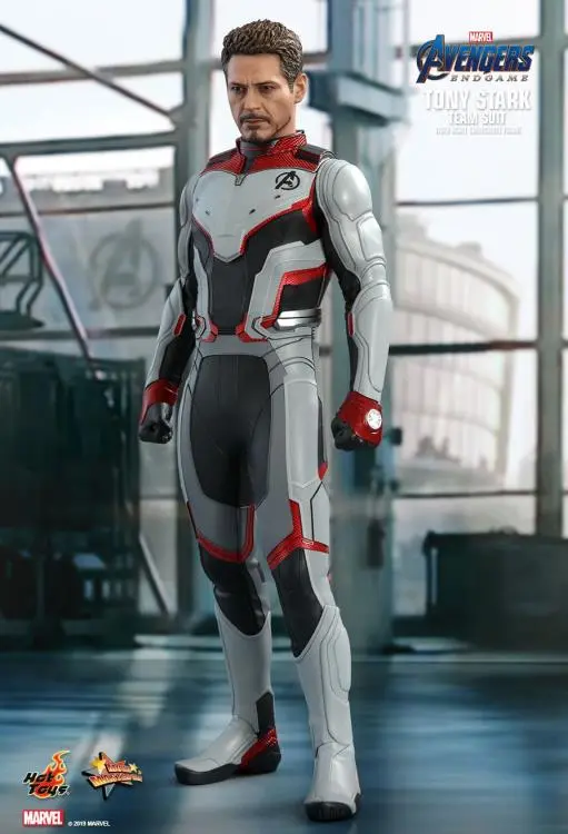 Tony Stark (Team Suit) 1/6 Avengers: Endgame - HOT TOYS