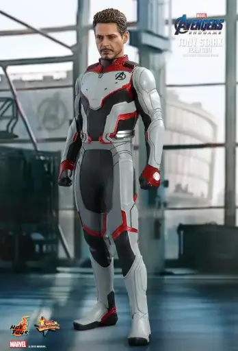 [ 4895228600684] Tony Stark (Team Suit) 1/6 Avengers: Endgame - HOT TOYS