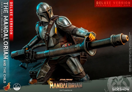 [4895228607041] The Mandalorian and The Child (Deluxe) Quarter Scale - HOT TOYS