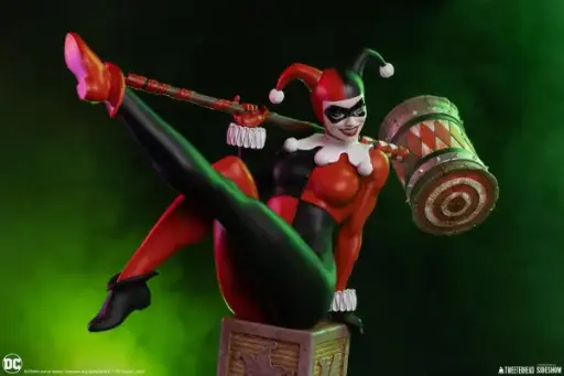 [051497329754] Harley Quinn Sixth Scale Maquette - TWEETERHEAD