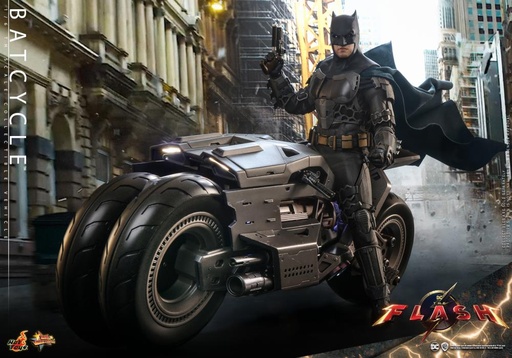 [4895228614322] Batman and Batcycle Sixth Scale Figure Set - The Flash (2023) - HOT TOYS