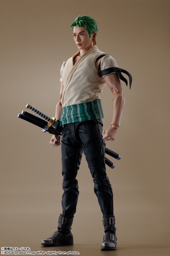 [4573102657688] Roronoa Zoro "One Piece Serie Netflix" Bandai S.H.Figuarts